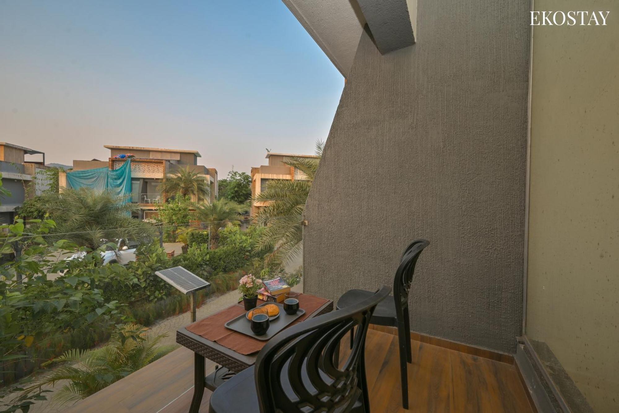 Ekostay Gold - Peninsula Villa Lonavala Eksteriør billede